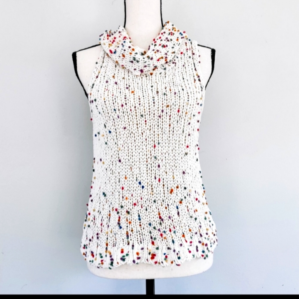 The Impeccable pig, sweater vest size M